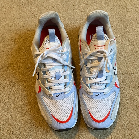 Nike Zoom Air Fire sneakers. White Royal Tint. Size 10 women’s. - Picture 1 of 7